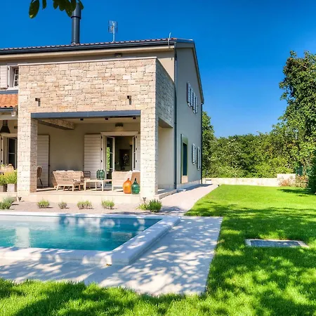 Prázdninový dům Mia *